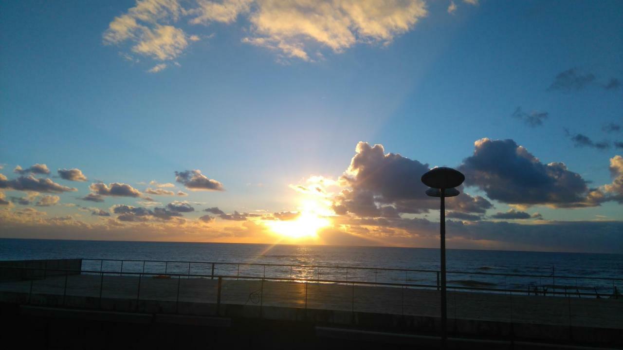 Beach Front Sunset Apartment Apúlia 外观 照片
